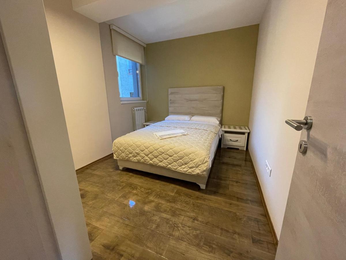 Roosevelt Apartment Скоп'є Екстер'єр фото